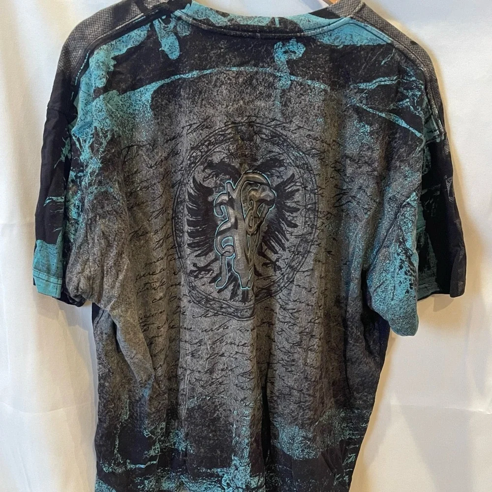 Apprime Courage Men’s Black and Gray Graphic Tee XL Y2K